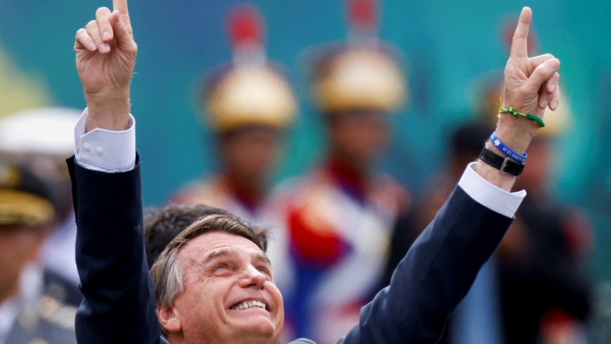 Reuters: Em ato em Brasília, Bolsonaro convoca apoiadores a votar e convencer quem pensa diferente
