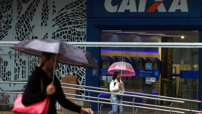 Caixa suspende oferta de consignado do Auxílio Brasil até dia 14