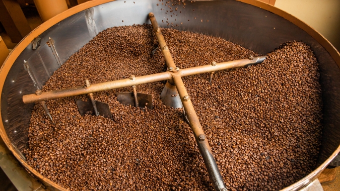 Mercado global de café deve registrar déficit de 3,1 mi sacas em 2021/22, diz OIC