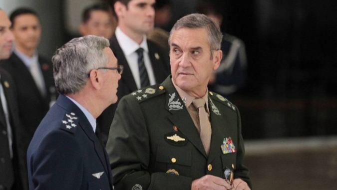 General Villas Boas usa aplicativo para se comunicar (Estadão)