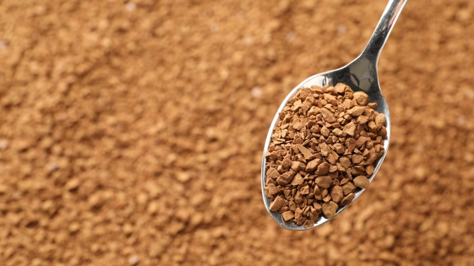 Café solúvel em alta: exportação cresce 12,8% e consumo interno 11,9% até agosto; setor mira recorde em 2026