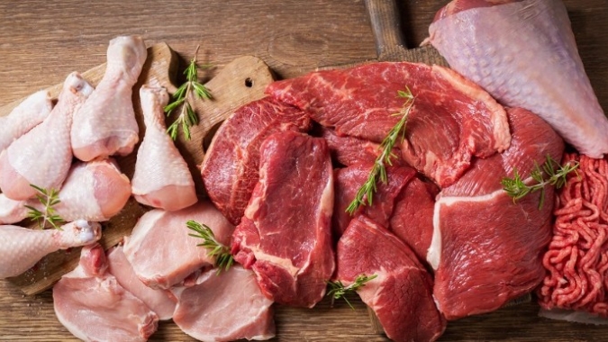 Exportações de carne e alimentos enfrentam pressão com crise no estreito de Ormuz