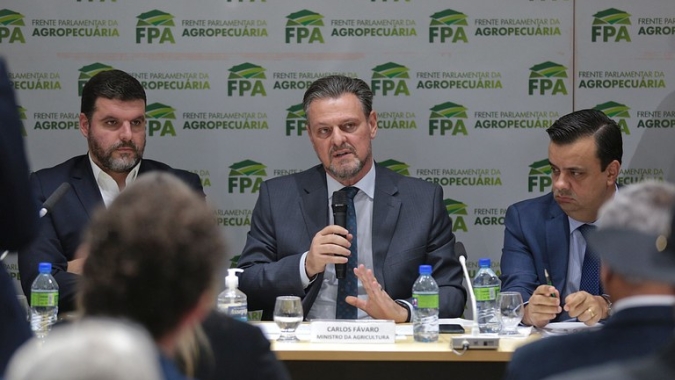 Fávaro apresenta na FPA abertura de mercados internacionais e recorde de exportações do agronegócio brasileiro