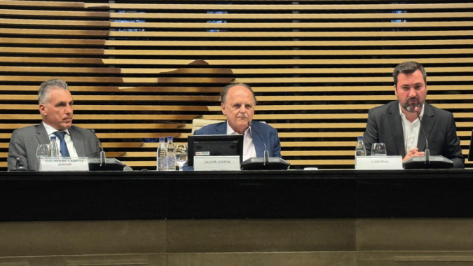 Na Fiesp, Mapa debate medidas em andamento para minimizar tarifaço