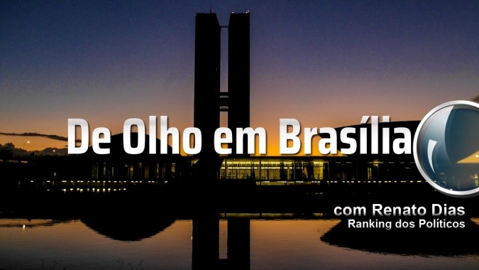A esquerda apela para Felipe Neto