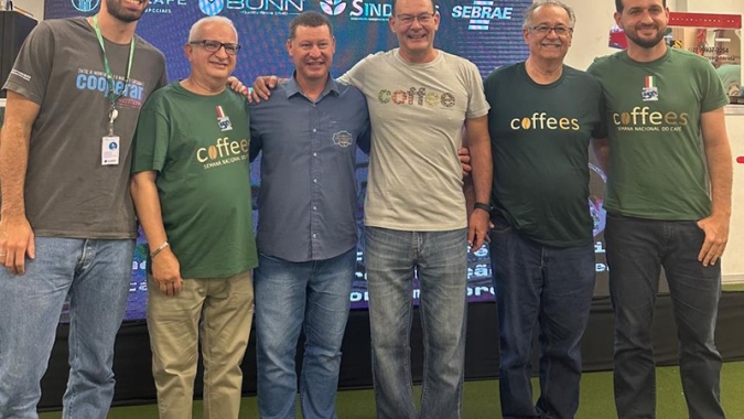 Cecafé participa de evento que destaca importância do café ao ES e ao país