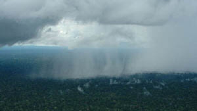Chuva intensa atinge o Sul e Amazonas entra em alerta para temporais