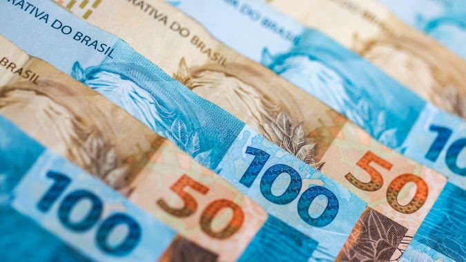 Dívida pública bruta do Brasil chega a 79% do PIB em novembro, em linha com o esperado