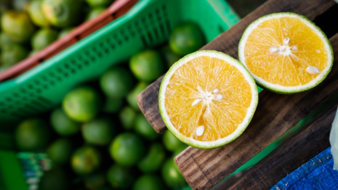 Citros/Cepea: Semana termina com recuo dos preços da tahiti; laranja in natura fica estável