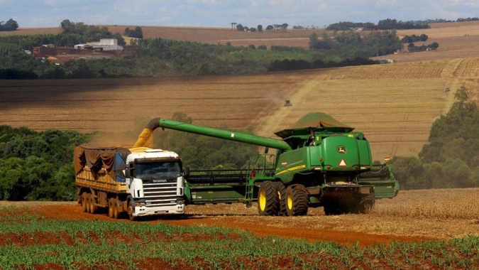 Execução de crédito rural exige revisão da dívida e defesa no prazo legal