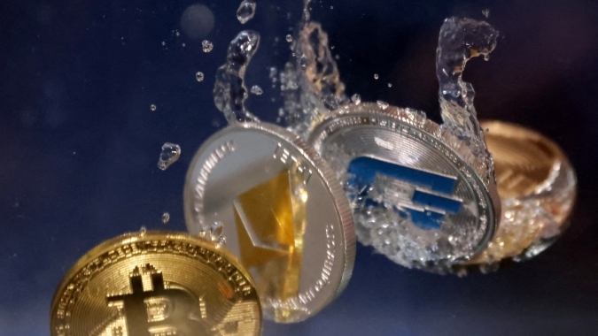 Principais criptomoedas se estabilizam após intervenção dos EUA no colapso do SVB