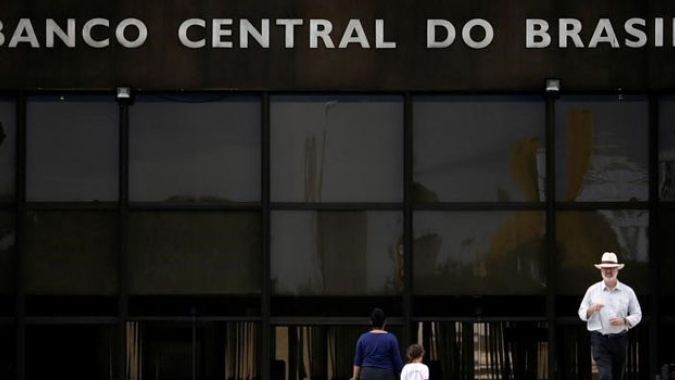 Desancoragem persistente de expectativas aumenta muito custo de desinflação, diz Guillen, do BC