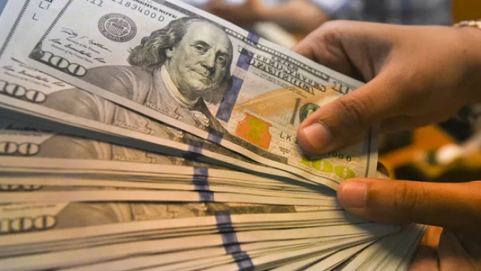 Investimento estrangeiro em portfólio no país cai em março após 9 meses de alta