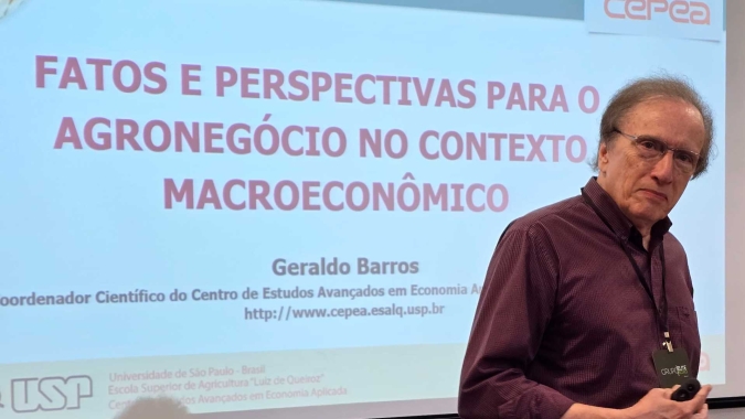 Há 30 anos à frente do Cepea, Geraldo Sant'Ana de Camargo destaca importância do centro para posicionamento de produtores e indústria