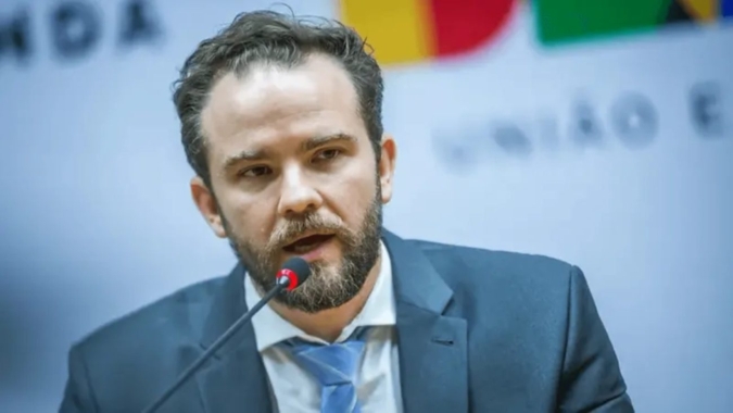 Durigan critica ausência de propostas econômicas da oposição