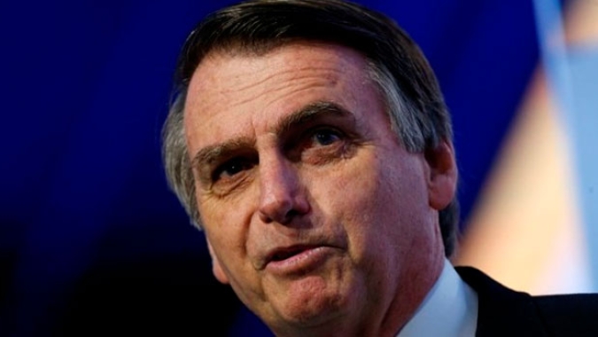 Bolsonaro diz que deve ter alta hospitalar na tarde desta 5ª