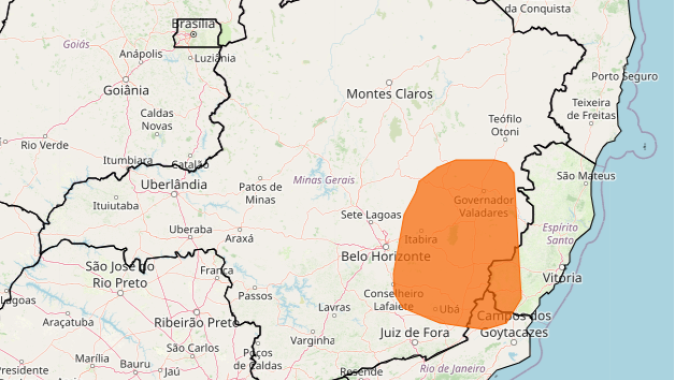 Área entre Minas Gerais, Rio de Janeiro e Espírito Santo tem alerta laranja para chuvas intensas
