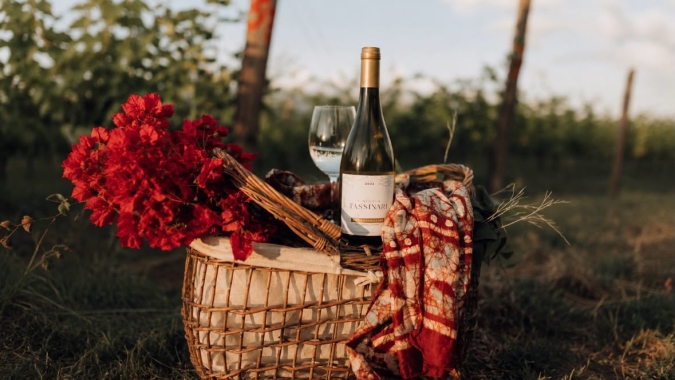 Dia dos Namorados aquece produção rural fluminense com destaque para queijos, vinhos e flores