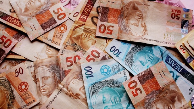 Brasil tem fluxo cambial positivo de US$9,291 bi em abril, diz BC