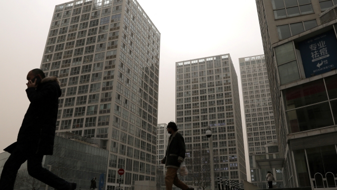 Ações de incorporadoras disparam na China após retirada de proibição de refinanciamento