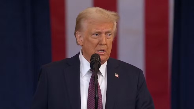 Trump diz que os EUA vão retomar o Canal do Panamá