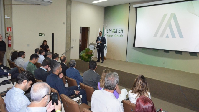 Emater-MG celebra conquistas de 2024 e homenageia extensionistas rurais