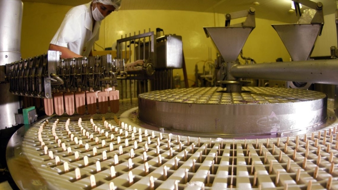 Produtividade na indústria permaneceu estável no segundo trimestre, aponta CNI