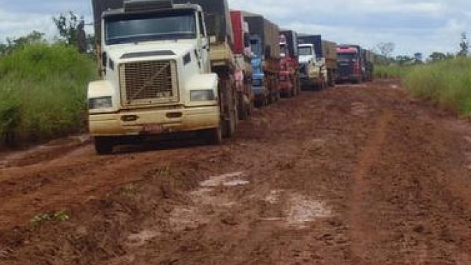 Pavimentação em estrada rural vai beneficiar agropecuária de Ibiporã