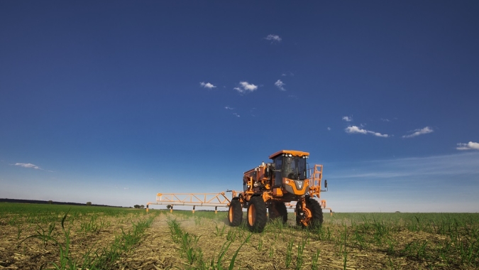 Preços de insumos e máquinas agrícolas puxam custo de produção da soja para cima