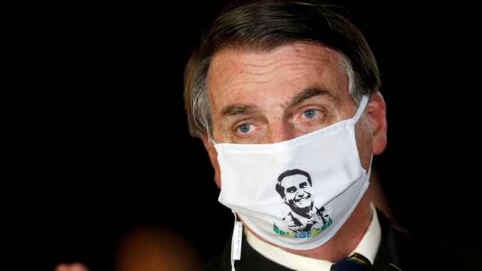 Bolsonaro faz novo teste para Covid; Ministério da Saúde anuncia compra de vacinas