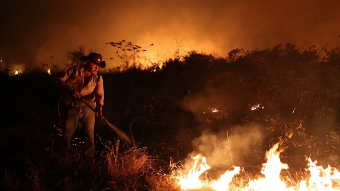 Queimadas no Pantanal batem recorde para novembro com falta de chuvas causada por El Niño