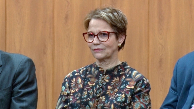 Ministra defende a realização simultânea das reformas tributária e administrativa