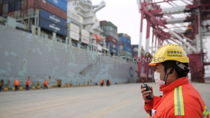 Resumo: Mercado fica estável diante de incertezas na China