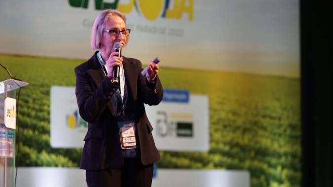 Soja: Sementes esverdeadas, desidratação e rasgo no tegumento são problemas crescentes entre as variedades disponíveis no BR; entenda