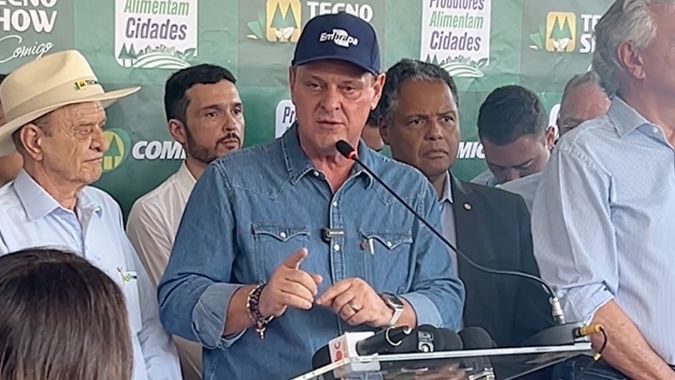 Ministro da Agricultura busca Plano Safra e Seguro Rural com mais recursos, ressalta papel da Embrapa e anuncia novas habilitações para China