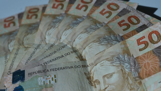 Mercado financeiro reduz estimativa de inflação para 3,25% este ano