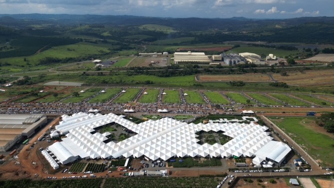 Mudanças no clima levam cafeicultores a buscar tecnologia e dados na Femagri 2026
