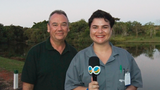 Substituição de antibióticos e anticoccidianos na ração de aves por alternativas naturais traz ganhos na saúde integral