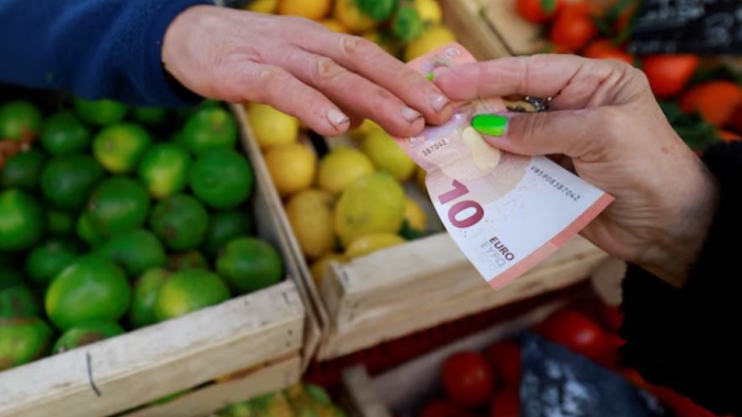 Inflação ao consumidor francês tem alta de 1,8% em janeiro deste ano em relação a janeiro/24