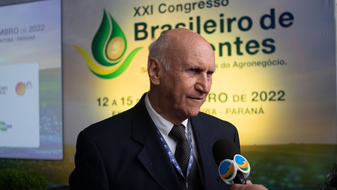 Produção de sementes certificadas avança no Brasil, mas todo trabalho desenvolvido pelo setor ainda precisa de reconhecimento do agricultor para reduzir pirataria