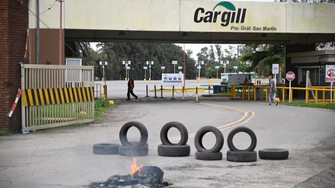 Greves continuam na Argentina e portos seguem sem operações; farelo recua na CBOT