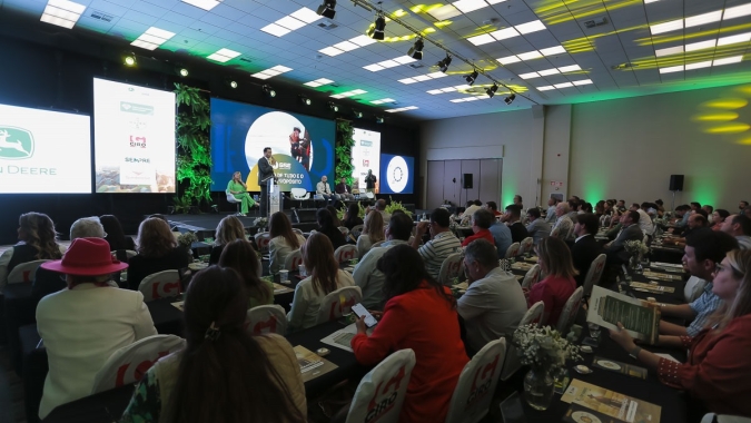 Grupo Conecta lança agenda de eventos de 2024 e comemora 10 anos do Top Farmer e do ENCA
