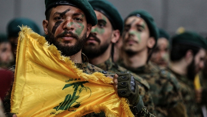 Parlamentar do Hezbollah chama cessar-fogo de "sem sentido" diante de ataques israelenses