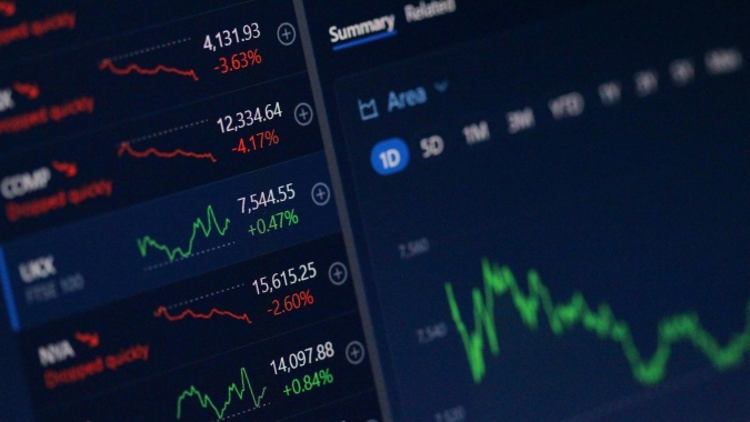 Ibovespa fecha em alta com alívio no cenário geopolítico