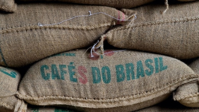 Preço do café robusta dispara com aumento no "blend" da indústria e fluxo lento