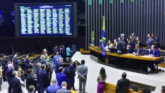Congresso reúne-se nesta quarta-feira para analisar vetos presidenciais