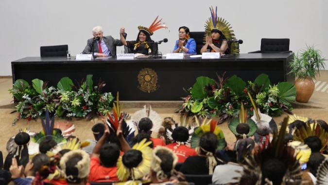 Indígenas voltam a defender demarcação de territórios em evento na Câmara dos Deputados