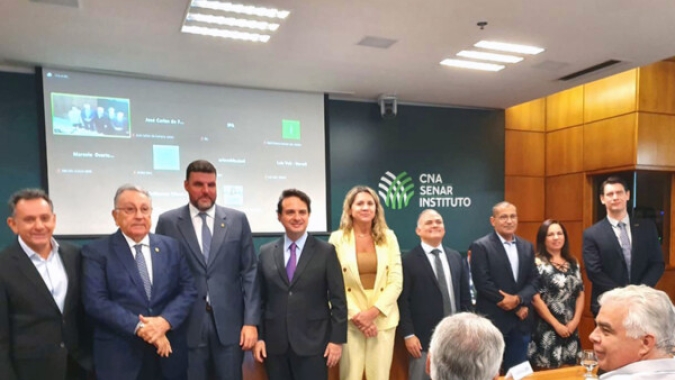 Cecafé: A parlamentares, agro apresenta premissas para evitar acúmulo de tributos ao setor