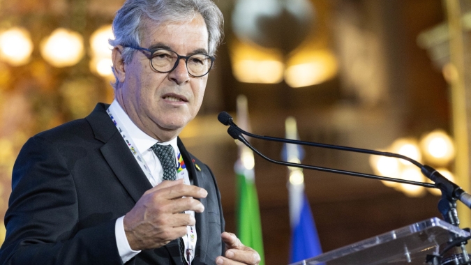 Jorge Viana critica sobretaxa dos EUA e defende negociação para preservar comércio bilateral