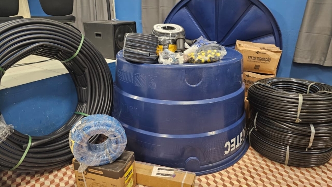 Em único dia, mais de mil produtores do Vale do Jequitinhonha recebem kits de irrigação